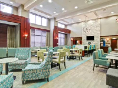 Hampton Inn & Suites by Hilton Guelph Hoteles en Guelph