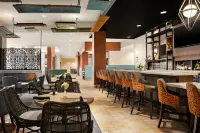 Hilton Garden Inn New Orleans Convention Center - Barer