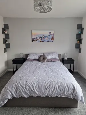 Exmouth Retreat. Close proximity to Town centre , Beach & Train station. Hotels near Exmouth Beach