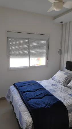 2 bedroom apartment, 1 suite, with garage and Wi-Fi, in the center and sea.