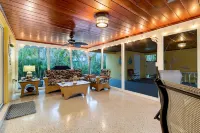 Expansive Pool and Golf Cart - Charming Island Escape