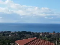 Independent apartment in a stately home Hotel a Ricadi