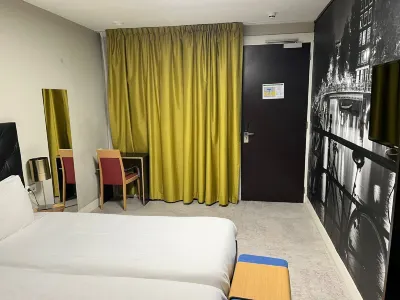 Camp-Inn Hotel Hotels in Bos en Lommer