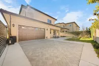 4 New Construction in 2024 luxury home 4B/4.5B