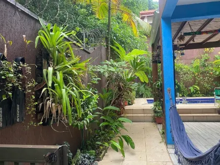 Comfortable rooms complete with minibar. Kitchen and swimming pool in the residence.