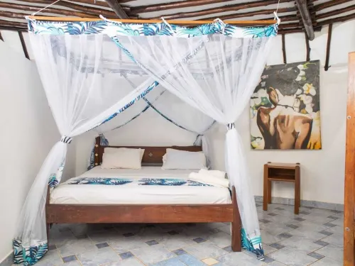 Enchanting 3-bedroom villa with WiFi in Diani Hotel a Kwale
