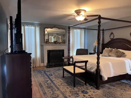 Circa 1891 Historic Governors Inn now available for private stays or events