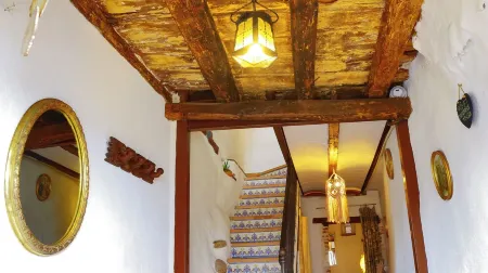 'La Casa de Lola' Casita de Pueblo Restaurada