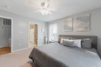 Spacious 3bd/2ba near Casino