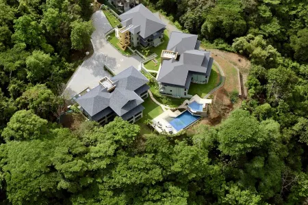 Ocean Pearl Luxury Retreat where ocean meets nature in perfect harmony