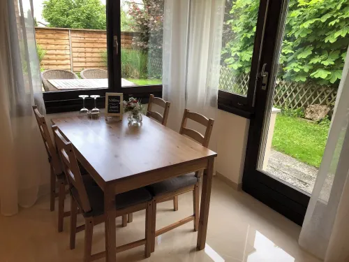 Beautiful apartment with garden seating area in Rapperswil-Jona Hotels in See-Gaster