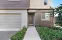 Welcome to your So Cali dream oasis! Min stay 1 mo