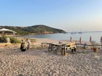 Cargèse, Mini Villa sea view, swimming pool Hotels in Cargèse