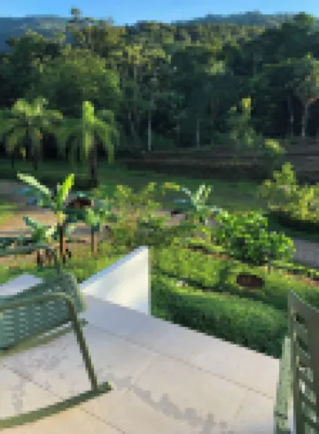 Beautiful 3B / 2.5B New House with private pool surrounded by Jungle & Mountains