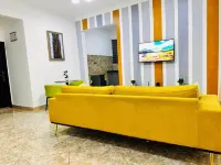Charming 1-bedroom apartment in East legon, Accra with AC, WiFi, fitness room