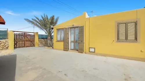 Villetta Margherita - A few steps from the sea of Cala Pisana Hotels in Lampedusa