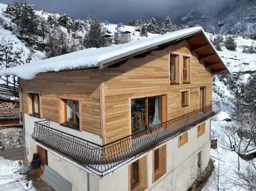 Mountain house with breathtaking view of the Guil river Hotel a Eygliers