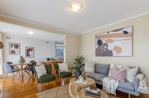 Beach Retreat 2-min walk from beach Hotels in Rosebud