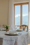 Casa MAMMA, family relaxation on Lake Iseo - elegant apartment - 2 rooms Hotels in Lovere