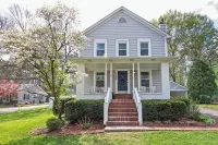 Entire Louisville Home w/Private Hot Tub - Quiet - Families - Extended Stays