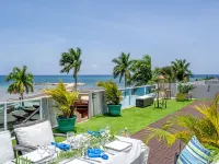 Beachfront 4 Bedroom Luxury Villa with Pool, Chef, Butler Hotels in Saint Ann’s Bay