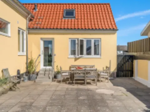 "Bruse" - 125m from the Sea