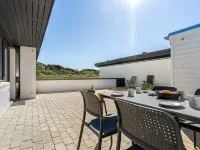 "Ingomar" - 300m from the Sea