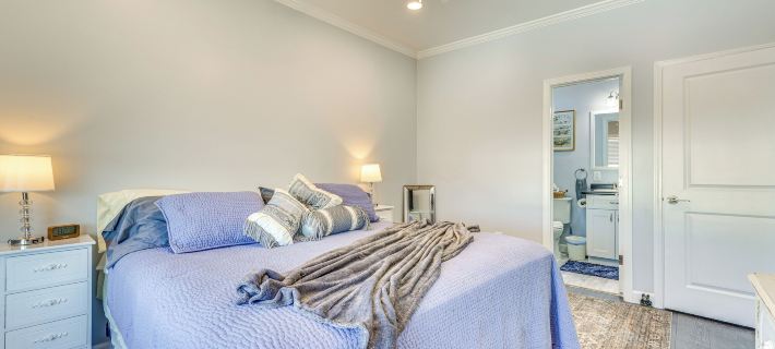 1 Mi to Beach Access: Home w/ Porch in Fort Myers! Hotels in Iona
