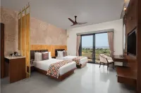 북마크 리조트 조기 마할 란탐보레