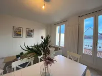 Cosy townhouse just a stone's throw from La Défense Hotel a Nanterre