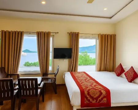 Hotel Lake Star Bistro Hotels in Udaipur