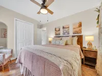 Place Of Peace 3 Bedroom Home - Kitchens