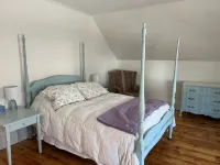 Newly Renovated Home in Newcastle Walk to Downtown Damariscotta Hotels in Newcastle