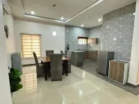 Lahor Luxury Apartment - 3-Star