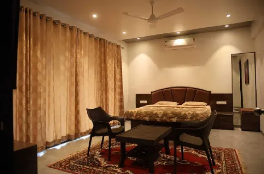 Gulmohar Resort & Spa