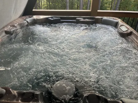 A secluded haven near the beautiful Toccoa