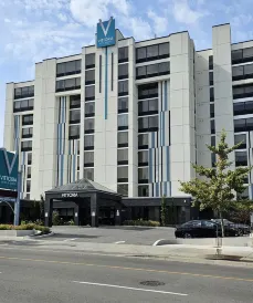 Vittoria Hotel & Suites