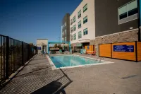 Tru by Hilton the Colony Dallas - Pools