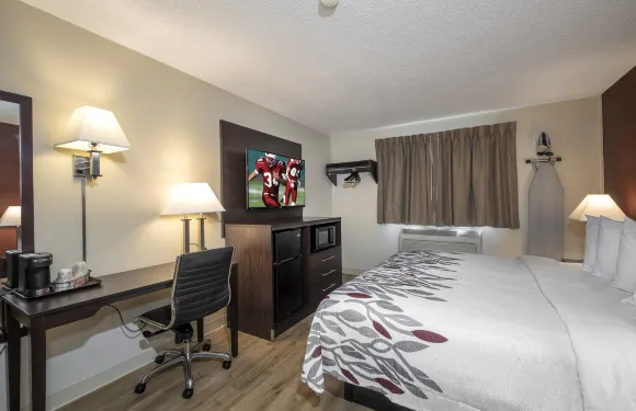 格林斯堡紅頂酒店