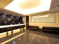 سانكو إن ناجويا فوشيمي Hotels near محطة فوشيمي