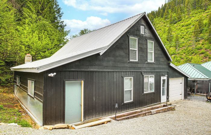 Avery Creek Cabins: Hike, Bike, Fish + More!