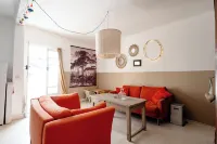 2 gites in a winegrowing estate, near the Thau lagoon Hotels in Meze