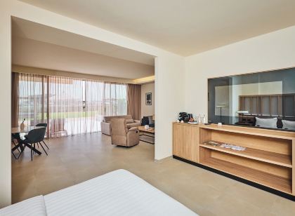 Saint Georges Hotel & Resort