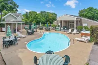 Lake Hideaway Waterfront Condo w/ Resort Perks!