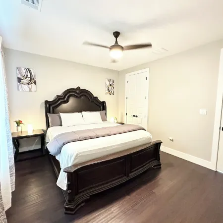 5 bedroom house near COTA AUS