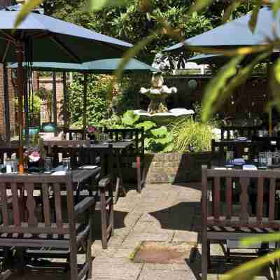 Cotswold Lodge Hotel Hotel Exterior