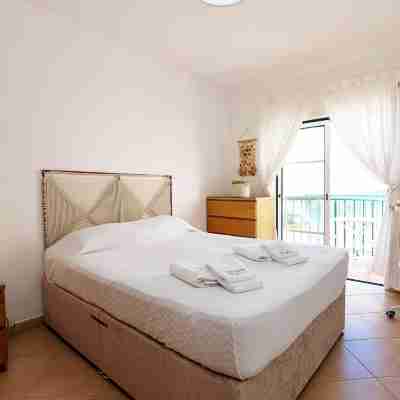 B95 - Casa Melo Apartment in Praia da Luz Rooms