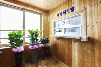 ดูไบ โมเต็ล