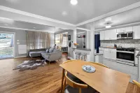 Charming East Atlanta Oasis Meets City Vibe 2 Bedroom Home