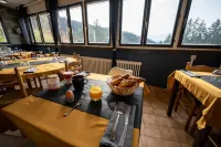 Auberge Restaurant du Virage Hotels in Chamrousse